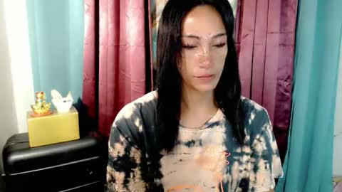 lucyLove online show from October 16, 2:47 am