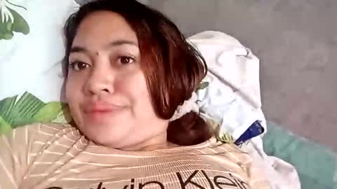 pinay_singlemomxs online show from November 17, 11:38 pm