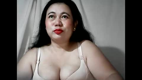 pinaymama12345 online show from February 22, 11:16 pm