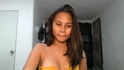 pinaysofia online show from February 10, 6:49 am