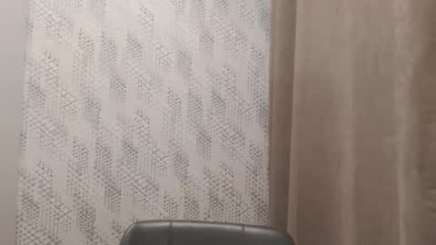       online show from March 4, 5:13 pm