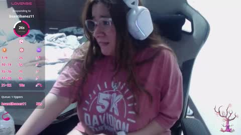 Kitty online show from December 20, 7:45 am