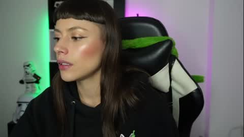 Emily online show from July 8, 1:41 am