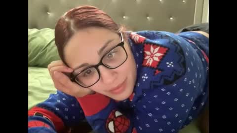 pinkcheetodomain online show from December 12, 9:15 pm