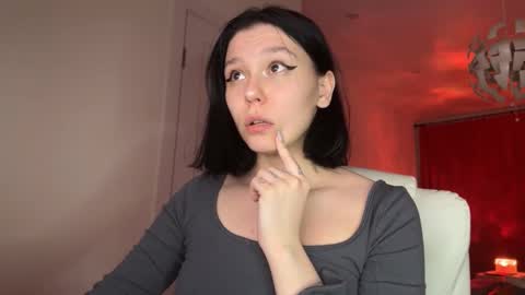 Snapshot of pinkdollylovv chatting on March 9, 10:19 pm pinkdollylovv online show from March 9, 10:19 pm