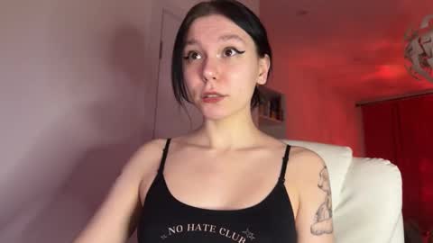 Snapshot of pinkdollylovv chatting on February 24, 9:31 pm pinkdollylovv online show from February 24, 9:31 pm