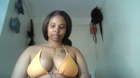 Pinkie online show from November 21, 10:01 pm