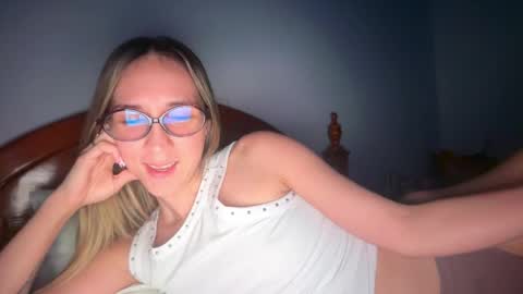 Pinkilola online show from June 4, 11:20 pm