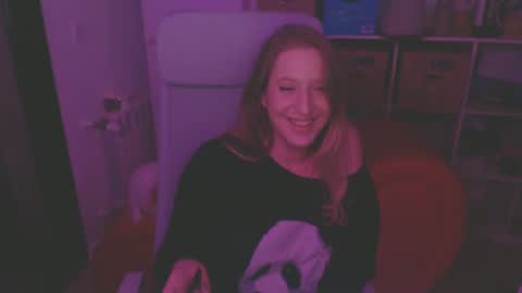 pinkladyx2 online show from February 6, 11:37 pm