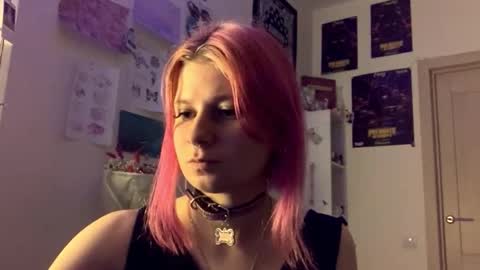 Snapshot of pinkvampire chatting on September 21, 6:06 pm Sara online show from September 21, 6:06 pm