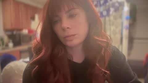 Snapshot of pirdybirdyxo chatting on February 25, 11:37 pm pirdybirdyxo online show from February 25, 11:37 pm
