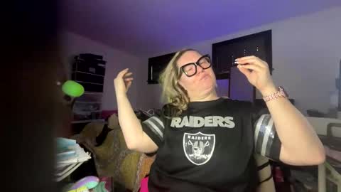 Platinum Puzzy online show from February 23, 9:14 pm