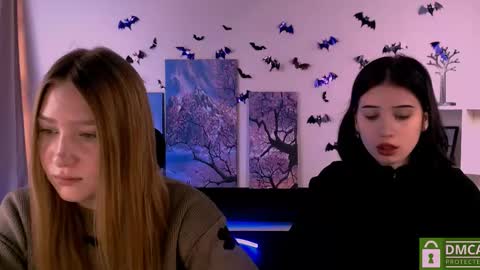 Snapshot of playful_sophie chatting on December 23, 7:38 am Sophie online show from December 23, 7:38 am