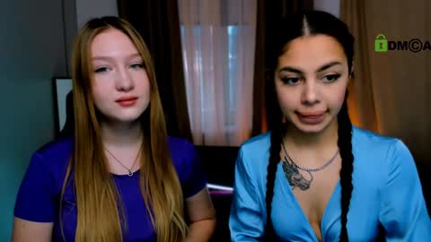 Snapshot of playful_sophie chatting on February 7, 11:23 am Sophie online show from February 7, 11:23 am