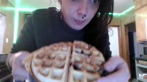 pleasantdinosaurus7537 online show from November 10, 3:12 am