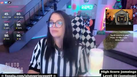 Pluto Princess online show from October 26, 4:30 am