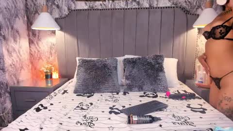 Snapshot of pocahontas1_bgb chatting on September 11, 9:15 pm pocahontas1_bgb online show from September 11, 9:15 pm