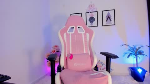 Jasmine online show from February 23, 12:44 am