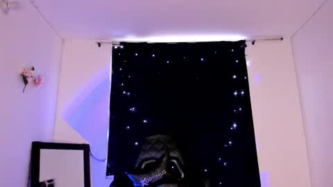 Willow                      Hours 12pm to 630pm Colombian time FRIDAY AND SUNDAY FREE DAYS online show from February 10, 6:45 pm