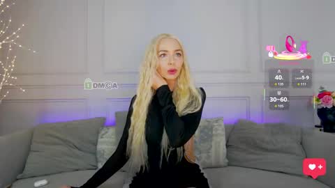 Snapshot of poliina chatting on September 30, 7:30 pm Polina online show from September 30, 7:30 pm