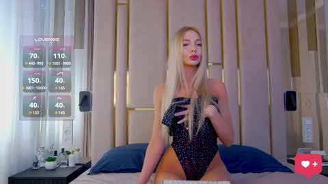 Snapshot of poliina chatting on February 20, 7:08 pm Polina online show from February 20, 7:08 pm