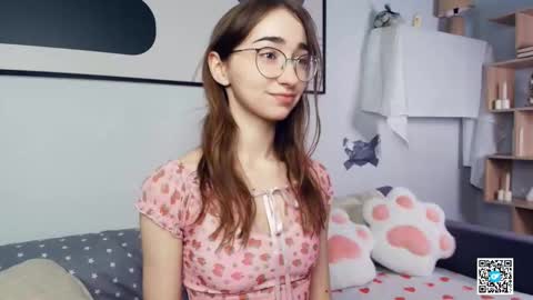 Polly online show from October 27, 8:10 am