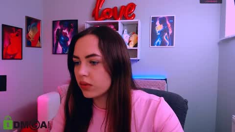 Polly online show from April 1, 1:01 pm