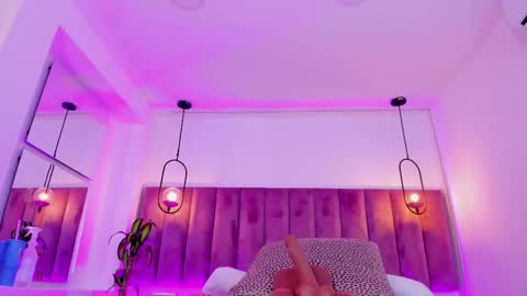 POLLY online show from March 18, 11:04 am