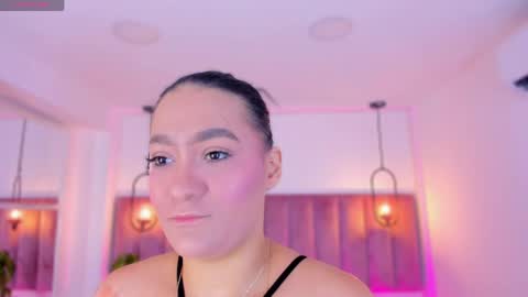 POLLY online show from April 14, 10:15 am