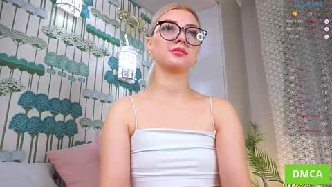 Anna online show from October 21, 6:06 am