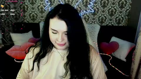 Polly online show from April 2, 3:53 pm