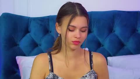 Polly online show from February 3, 6:22 am