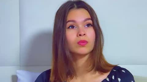 Polly online show from September 11, 7:47 pm