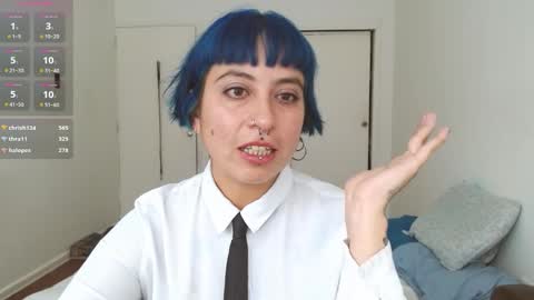 Poly online show from February 14, 9:06 pm