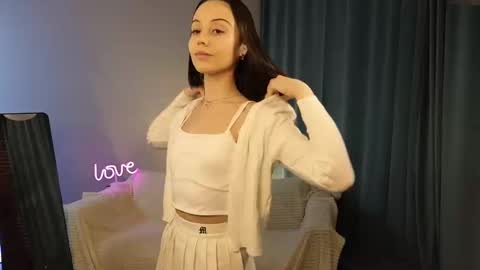 Rihanna online show from February 9, 12:30 pm