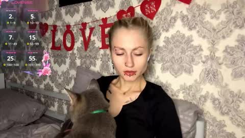Snapshot of porshes chatting on September 19, 6:45 am HERES Alice WELCOME EVERYONE LOVENSE DOMI REACT TO YOUR TIPS LETS MAKE A GREAT SHOW TOGETHER online show from September 19, 6:45 am