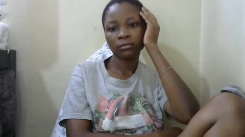 prettie_tesh online show from February 4, 7:07 am