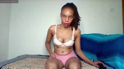 pretty253 online show from April 18, 7:58 pm