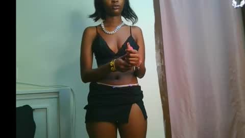 pretty__lisa online show from January 10, 8:02 pm