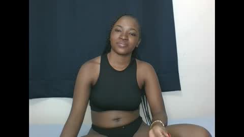 Snapshot of pretty_ebony2 chatting on October 15, 11:35 am Anne online show from October 15, 11:35 am