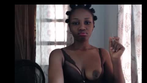 Pretty ebonygirl2 online show from February 26, 10:25 am