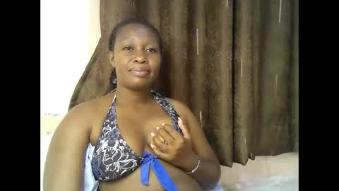 pretty_kylah online show from February 11, 12:58 am