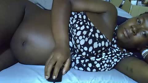 pretty_mary6 online show from April 18, 9:12 am