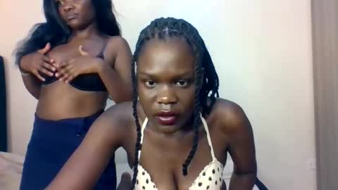 naya online show from October 12, 3:03 pm