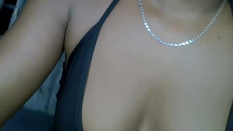 pretty_petite24 online show from June 27, 11:33 am