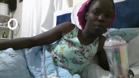 Snapshot of pretty_petite_ebony chatting on September 13, 7:55 pm pretty_petite_ebony online show from September 13, 7:55 pm