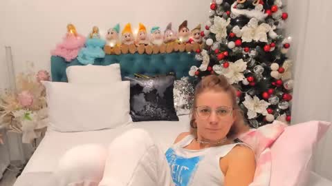 wilma online show from December 12, 11:47 pm