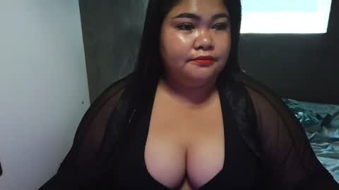 prettycarla online show from June 3, 12:45 am