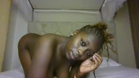 prettydulce online show from June 17, 4:03 am