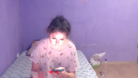 prettyjulliette online show from February 15, 11:39 am